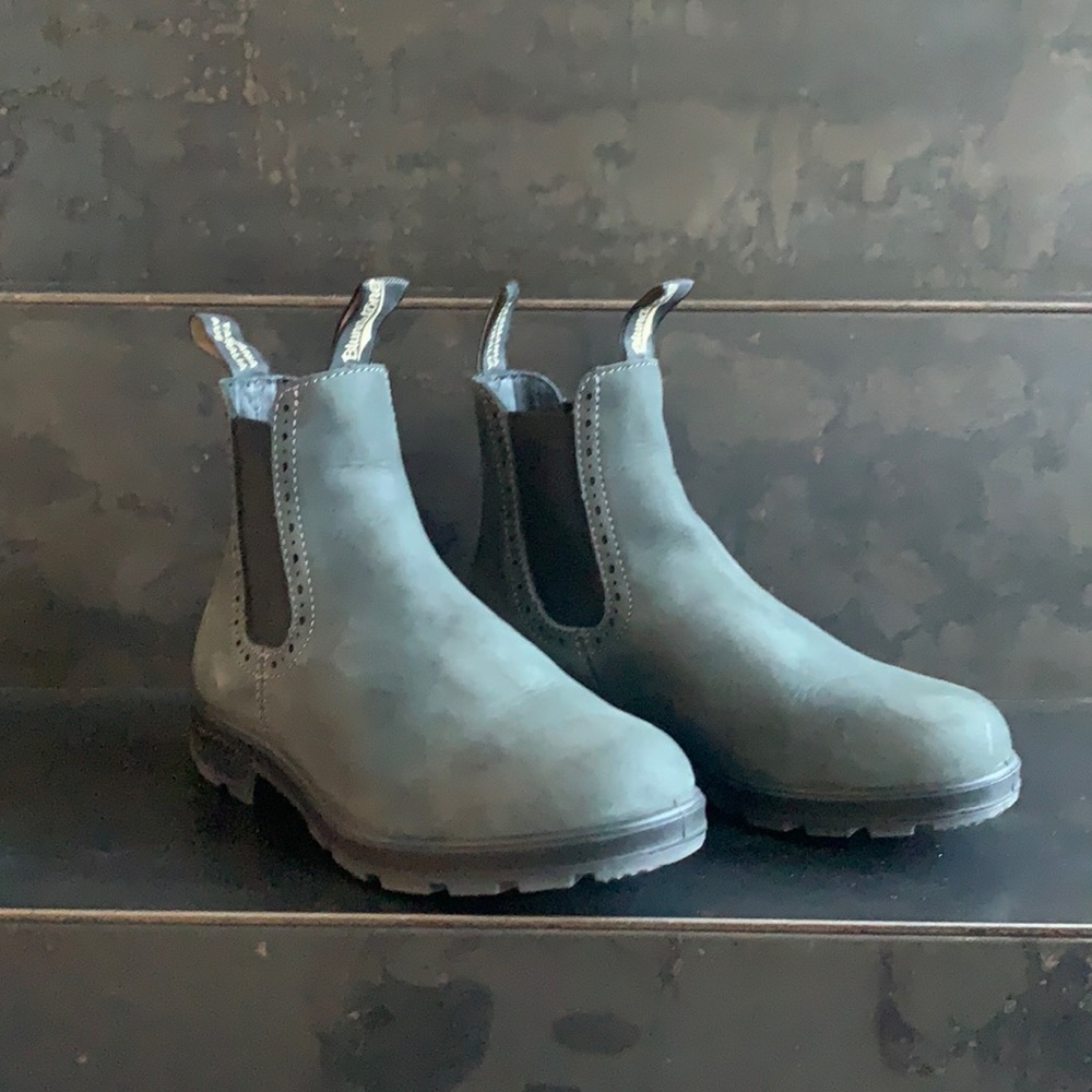 Blundstone Women’s High Top Boots - Rustic Black
7.5 US Women (4.5 AU/UK*)